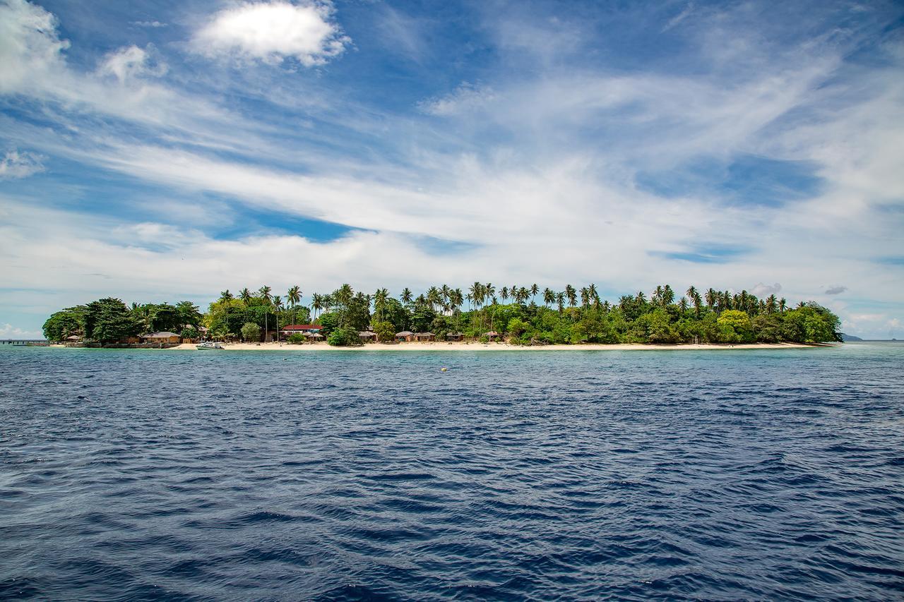Kuda Laut Boutique Dive Resort Бунакен Екстер'єр фото