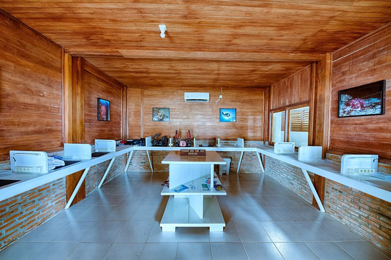 Kuda Laut Boutique Dive Resort Бунакен Екстер'єр фото