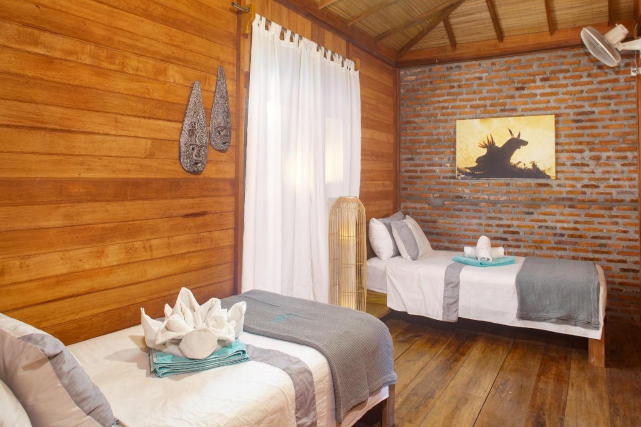 Kuda Laut Boutique Dive Resort Бунакен Екстер'єр фото